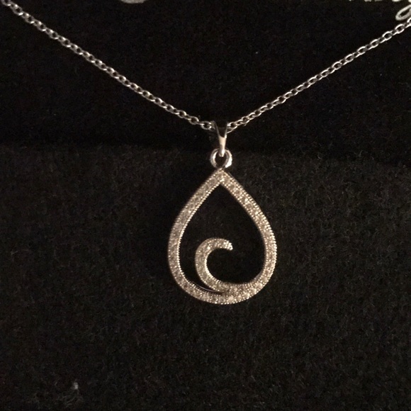 Silver pendant necklace - Picture 1 of 3